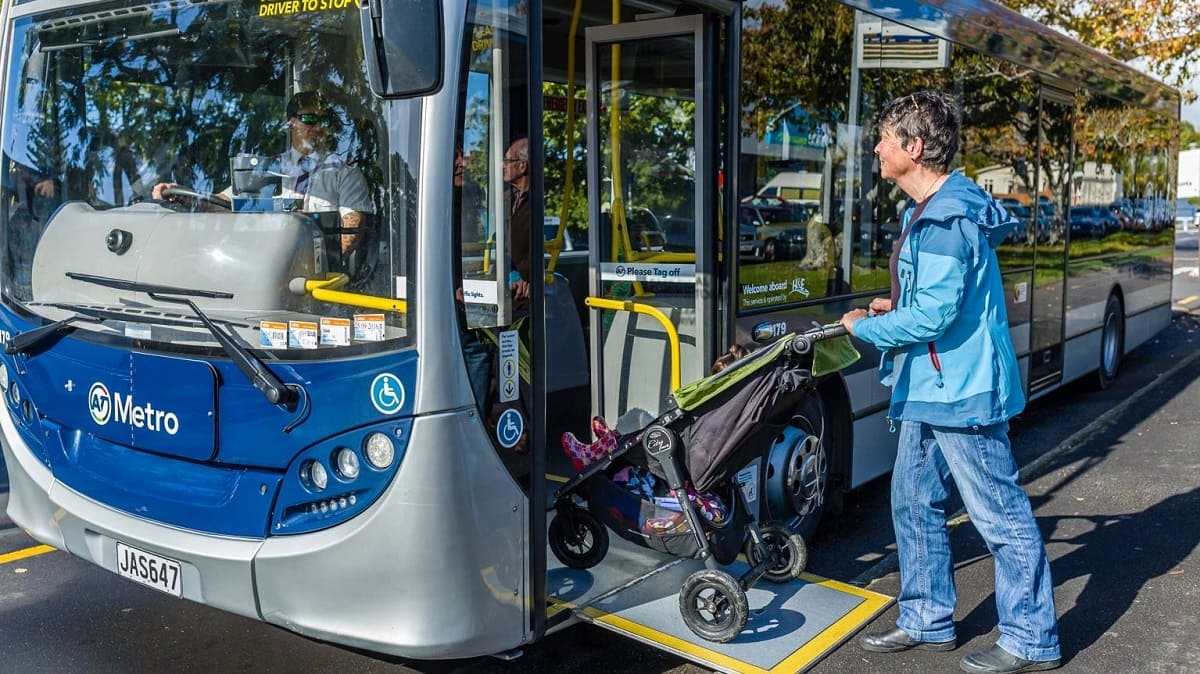 Tecnología y accesibilidad en el transporte público